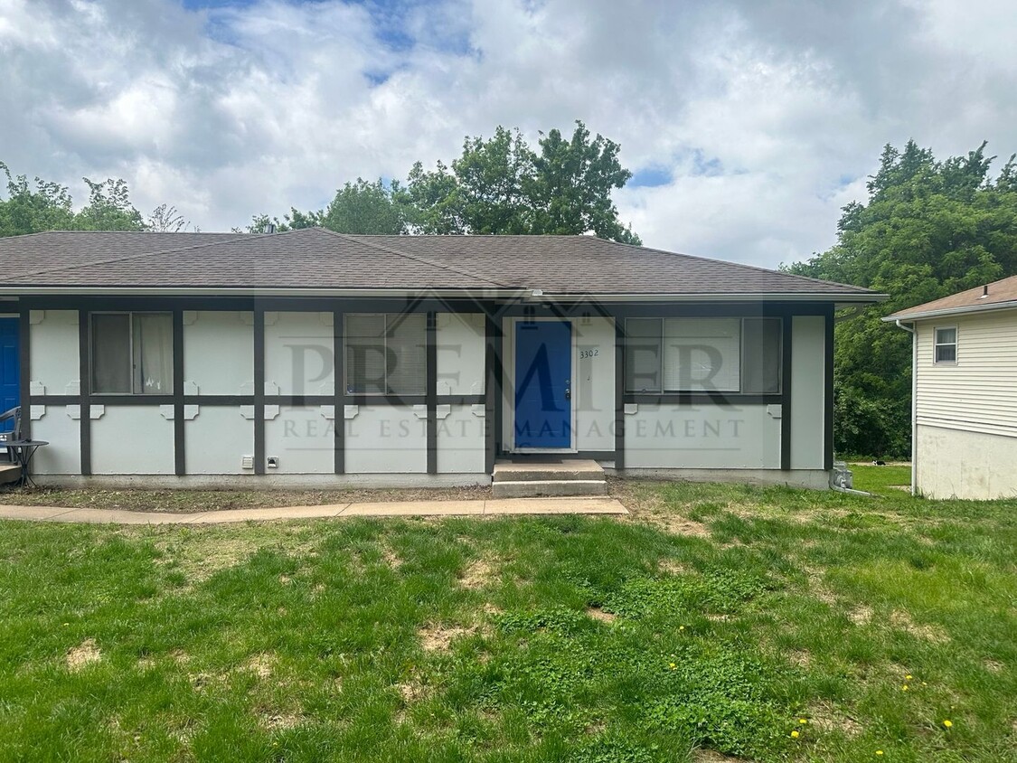 Foto principal - 3300 N 84th Pl