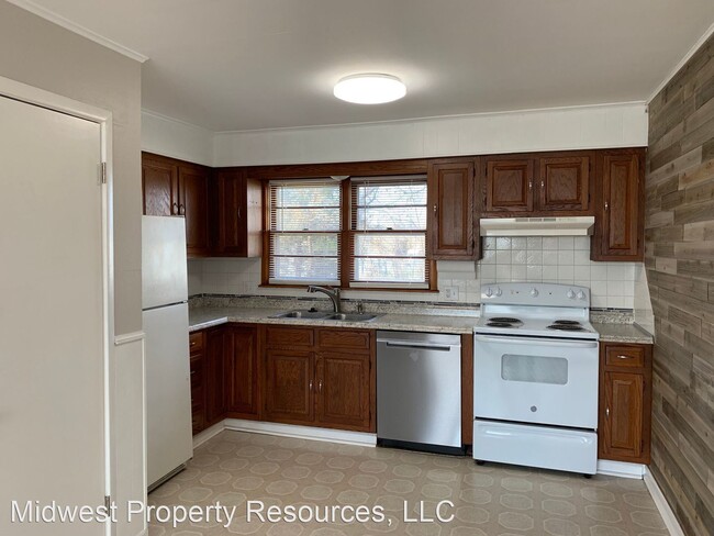 Building Photo - 2 br, 1 bath House - 1208 SW Jefferson St