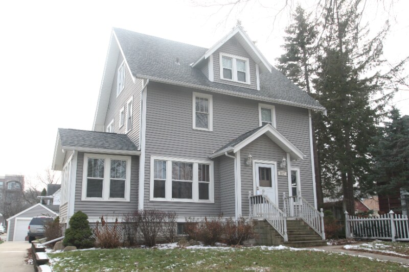 812 1st St NW Unit 3, Rochester, MN 55901 Apartment for Rent in