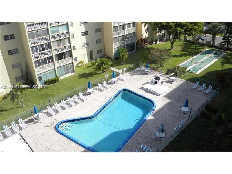 Foto del edificio - 301 NE 14th Ave