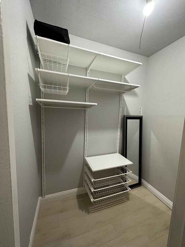 Foto del edificio - 480 E Okeefe St