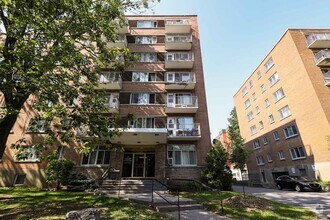 Building Photo - Benny Crescent Apartments