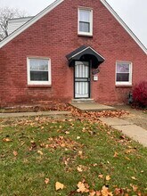 Building Photo - 1506 Chandler Ave