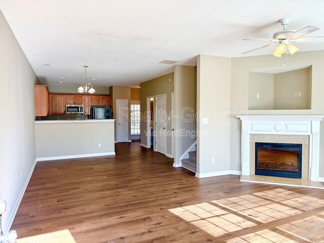 Foto del edificio - 8330 Oakley Cir