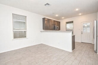 Building Photo - 22359 Auburn Cabin Ln