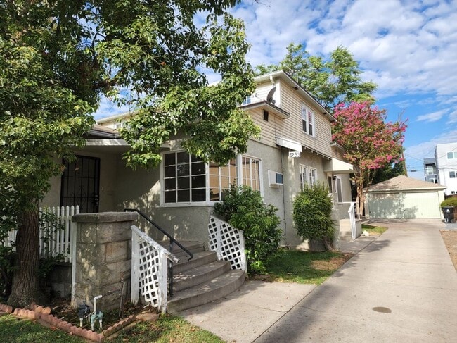 Building Photo - 5733 Fair Ave
