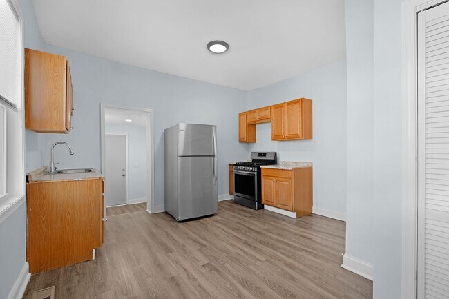 Foto del edificio - 3501 Oakmont Ave
