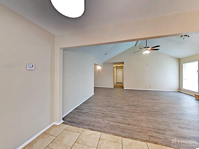 Foto del edificio - 14211 Cradlewood St