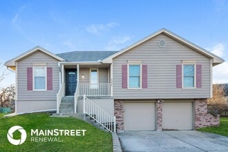 Building Photo - 545 SE Ashton Ct