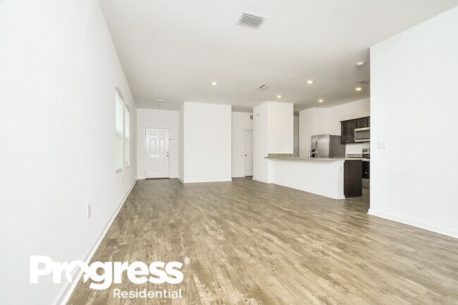 Foto del edificio - 5761 Monroe Springs Way