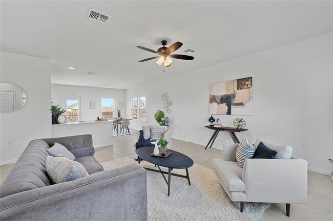 Building Photo - 9713 Grapevine Leaf Dr