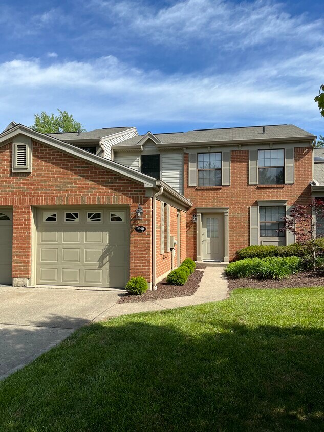 2910 Chaise Ln, Maineville, OH 45039 Townhome Rentals in Maineville