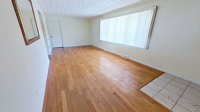 Foto del edificio - 2-Bedroom Rancher with Garage