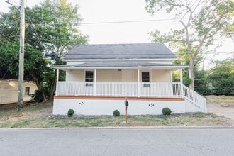 Building Photo - 515 Wheeler St