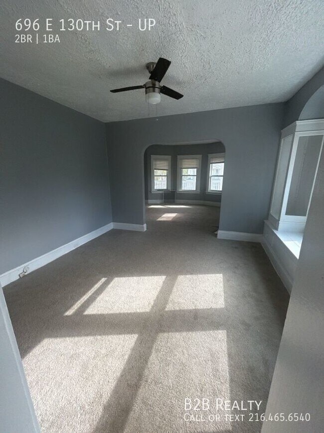 Foto del edificio - Embrace Comfort and Convenience in this 2-...