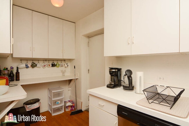 Building Photo - 611 W Arlington Pl