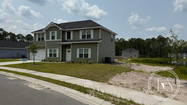 Foto del edificio - RATE DROP ALERT (was $2500/month) and MOVE-IN SPECIAL: $500 OFF 1ST MONTH'S RENT!**