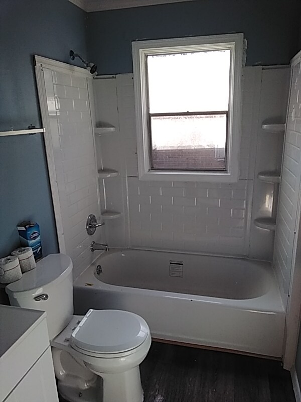 Bathroom - 1620 Murry Ave