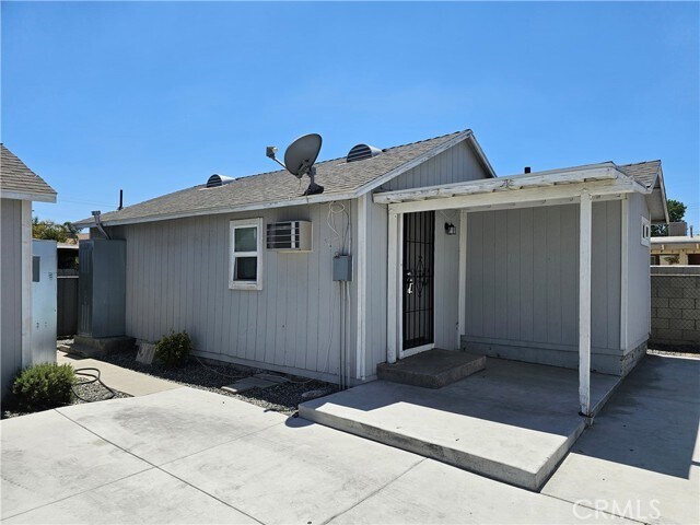Primary Photo - 532 Ramona Ave N