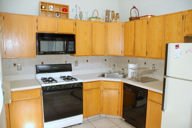 Foto del edificio - 316 Red Crest Ln