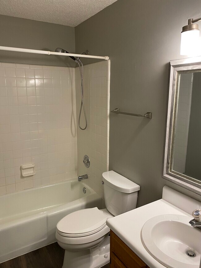 4509 Foxcroft Dr, Tallahassee, FL 32309 House Rental in Tallahassee