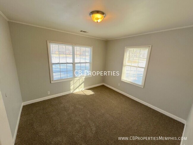 Foto del edificio - 3659 Kimball Ave