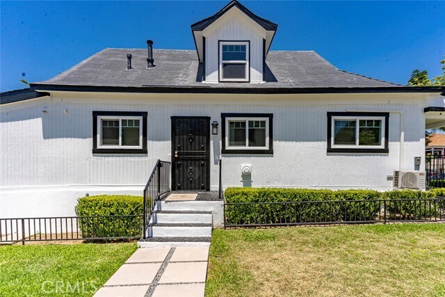 Foto del edificio - 6741 Newlin Ave