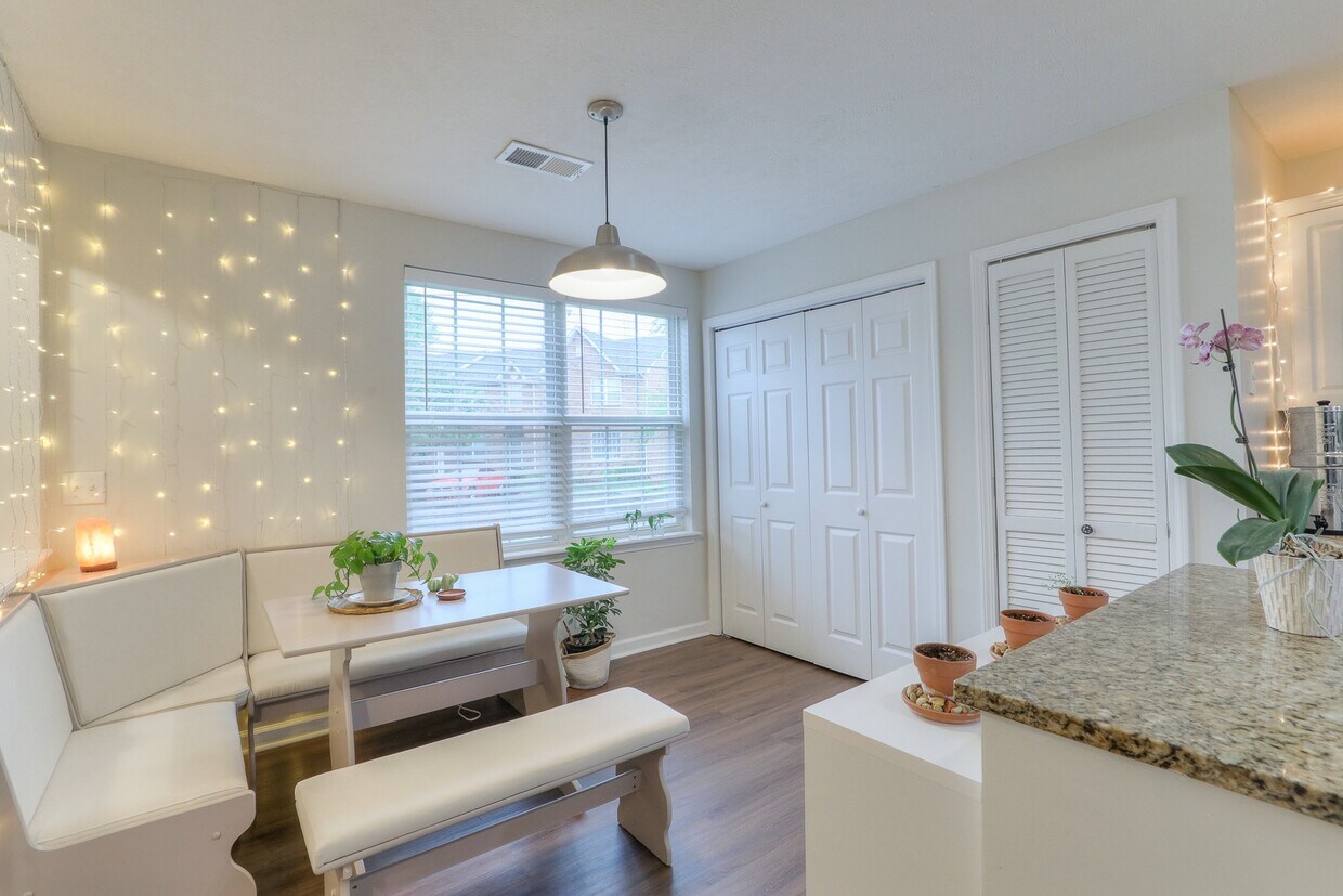 Foto principal - 2120 Lebanon Pike