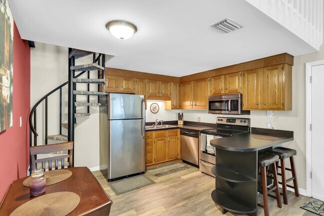 Foto del edificio - 1203 Erin Way