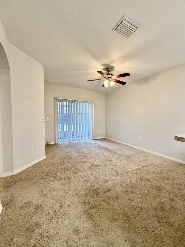 Building Photo - 501 Broken Limb Pl