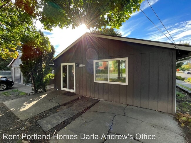 Building Photo - 3 br, 1 bath House - 16990 SW Blanton St. #B