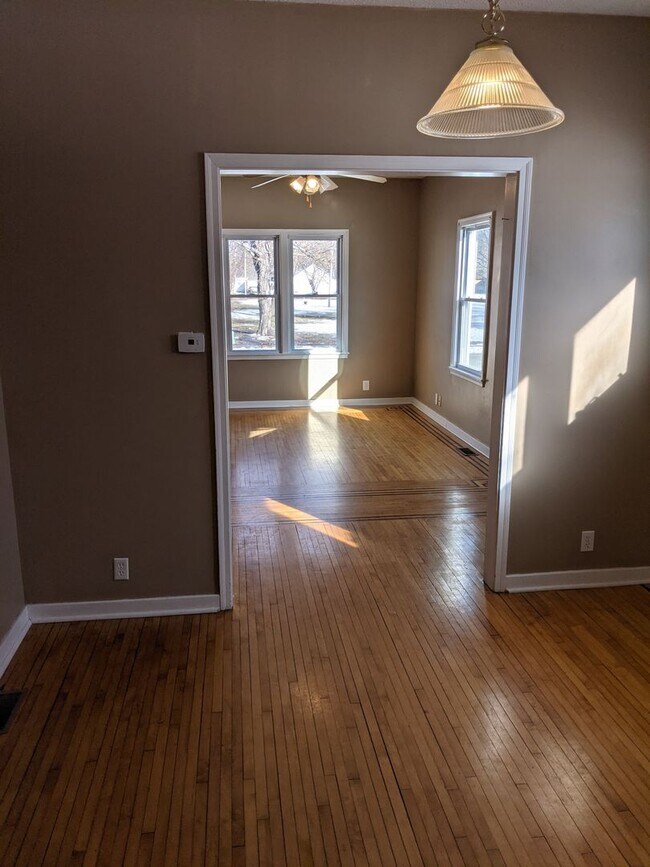 Foto del edificio - 626 4th St SE
