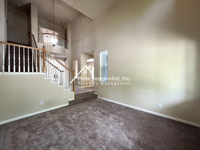 Building Photo - Spacious North Natomas 5bd/2.5ba House wit...