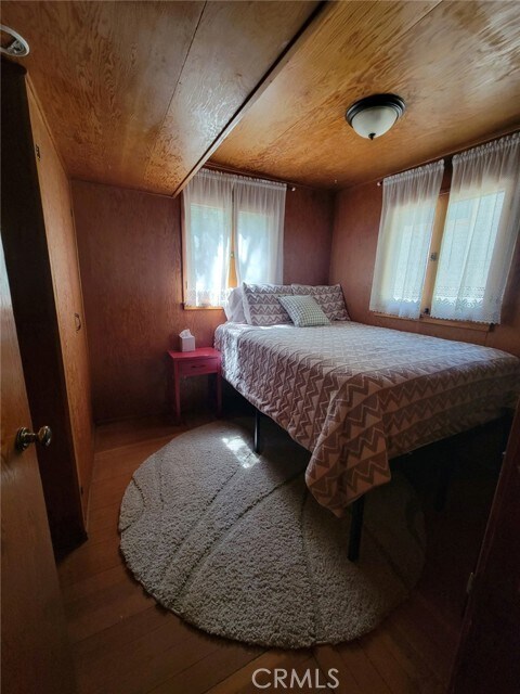 Building Photo - 9355 Canyon Dr