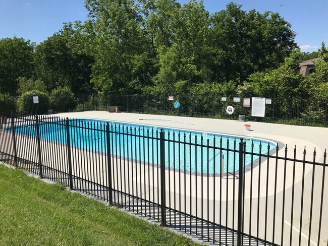 Saltwater Pool! - 2929 Selena Dr