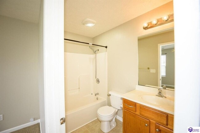 Foto del edificio - 122 W Donna Reed Blvd