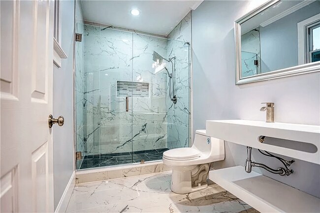 Foto del edificio - 1448 Hosea L Williams Dr NE