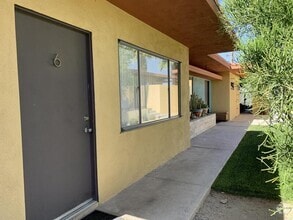 Building Photo - 37219 Melrose Dr
