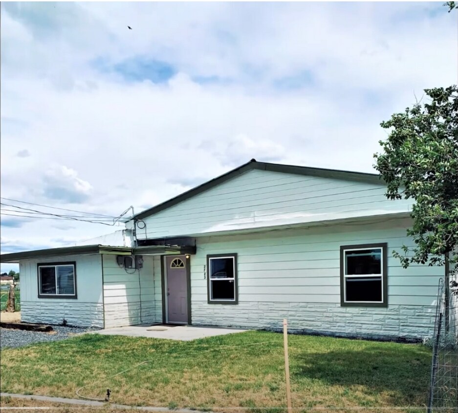 Foto principal - 2731 Elgin Rd NE