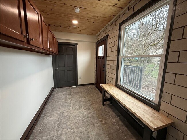 Foto del edificio - 260 Oak Ave