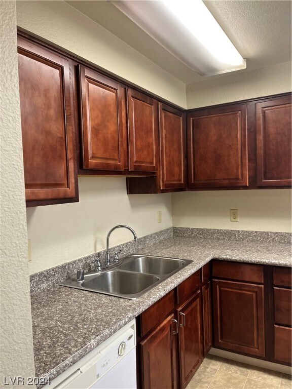 Foto del edificio - 5317 Indian River Dr