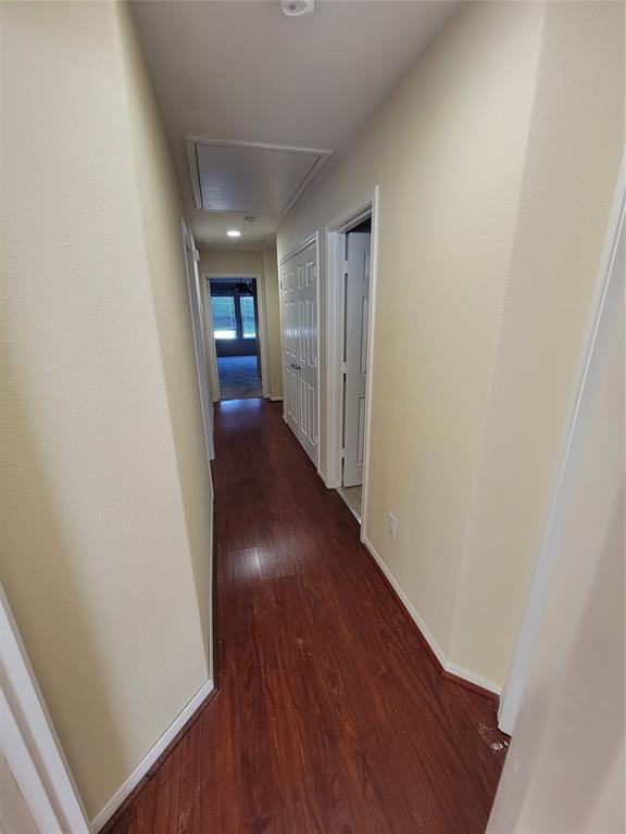 Foto del edificio - 6127 Shadow Isle Ln