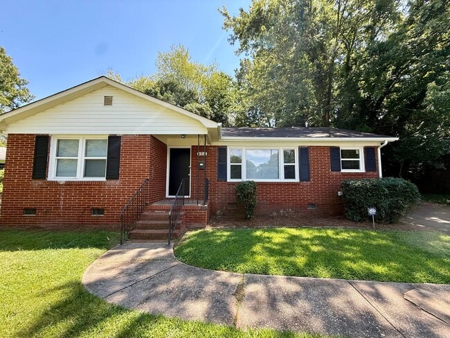 Photo - 3715 Fieldcrest Rd House