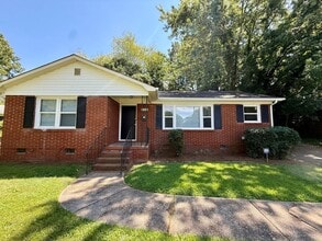 Building Photo - 3715 Fieldcrest Rd