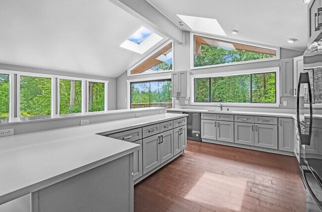 Building Photo - 4Bd/3Ba Duvall House