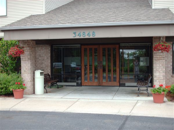 Foto del edificio - 34848 Freedom Rd