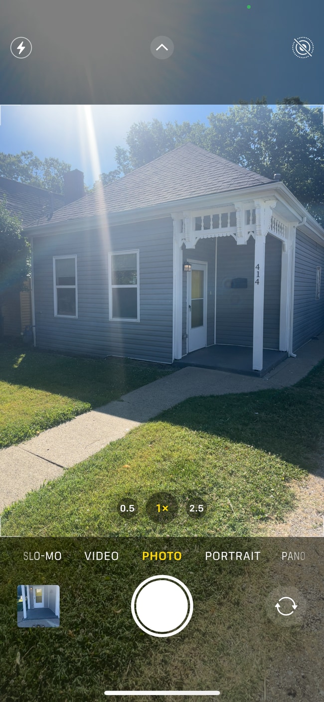Building Photo - 414 Silver Maple Way