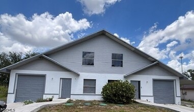 Building Photo - 7177 Albany Rd