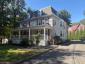Building Photo - 915 Springfield Ave