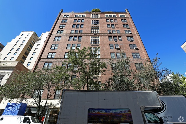 Building Photo - 14-16 E 75th St